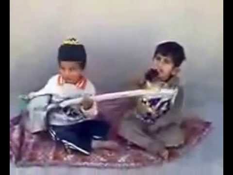 Дети таланты Курдские дети исполняют песни,поют на улице