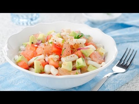 Салат из кальмаров овощей и грейпфрута