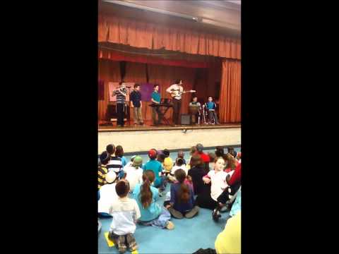 Torah Academy Middle School Boys Band 5773- Original Purim Song