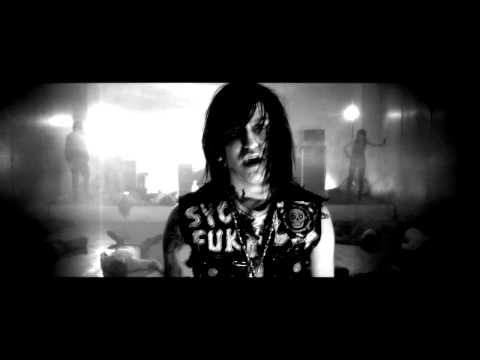 Eyes Set To Kill - Deadly Weapons (feat. Craig Mabbitt)