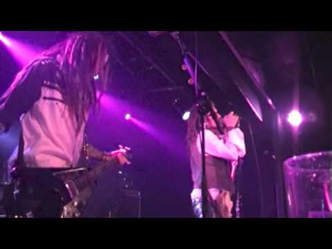 Silver Ginger 5 - Walk Like A Motherfucker (Live @ Debaser - Stockholm 2004-02-17)