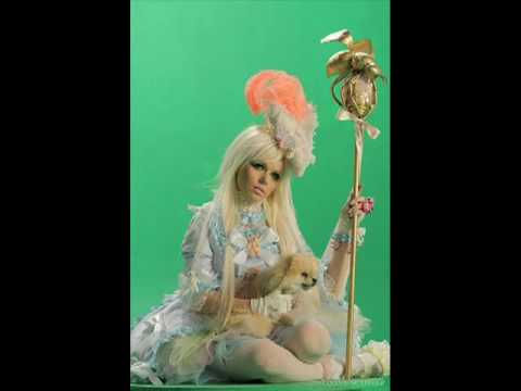 Саундтрек Алиса в стране чудес - Tea Party - Kerli