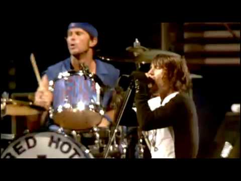 Red Hot Chili Peppers - Parallel Universe - Live at Slane Castle