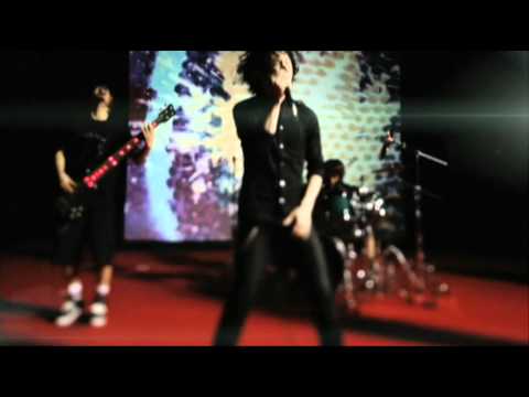 ONE OK ROCK - Ｌｉａｒ [Official Music Video]