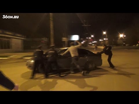 ДК 100 - "Пьяный" водитель сбил Полицейского. Воронеж