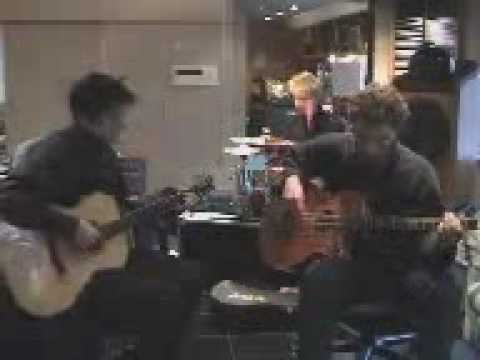 Muse - Muscle Museum acoustic live version (RARE)