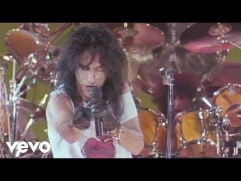 Alice Cooper - This Maniac's in Love with You